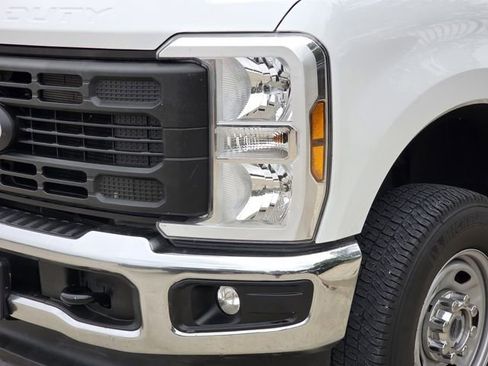 Used 2024 Ford F250 XL w/ Snow Plow Prep Package AWD/4WD image 7