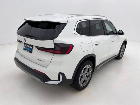 New 2026 BMW X1 xDrive28i w/ Convenience Package AWD/4WD image 5