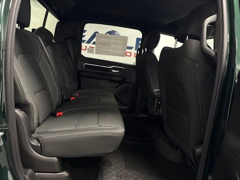 New 2026 RAM 1500 4x4 Crew Cab image 36