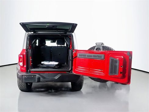 Used 2023 Ford Bronco Big Bend w/ Sasquatch Package image 28