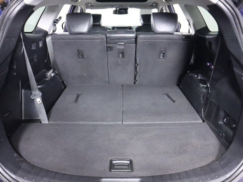 Used 2018 Hyundai Santa Fe SE w/ Cargo Package image 41