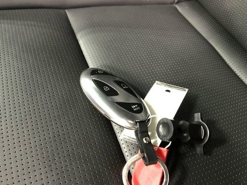 Used 2025 Hyundai Santa Fe Calligraphy image 32