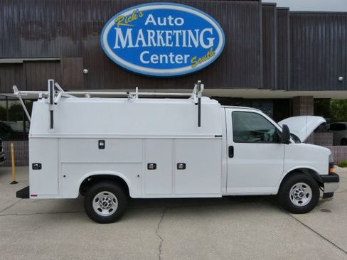 Used 2019 GMC Savana 3500 w/ Power Convenience Package RWD image 33