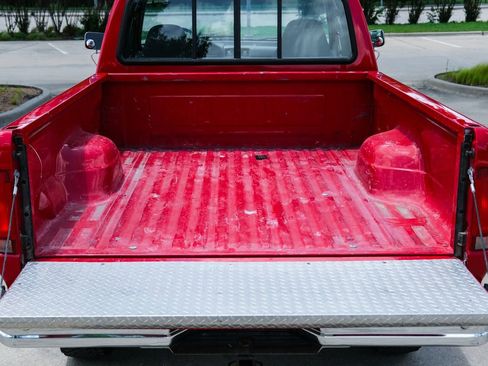 Used 1996 Ford F250 4x4 SuperCab image 31