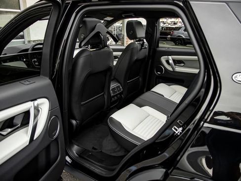 New 2026 Land Rover Discovery Sport Landmark AWD/4WD image 26