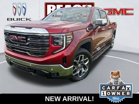 Used 2024 GMC Sierra 1500 SLT w/ SLT Premium Plus Package AWD/4WD image 1