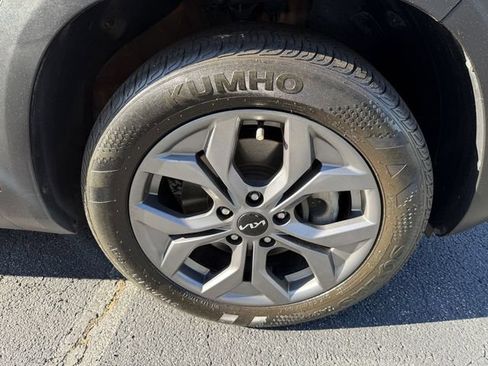 Certified 2024 Kia Seltos S AWD/4WD image 48