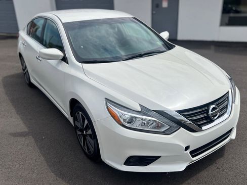 Used 2018 Nissan Altima 2.5 SV FWD image 6