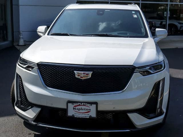 Used 2024 Cadillac XT6 Sport w/ Technology Package AWD/4WD image 4