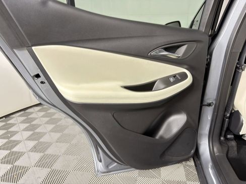 Used 2023 Buick Encore GX Preferred w/ Cold Weather Comfort Package image 19