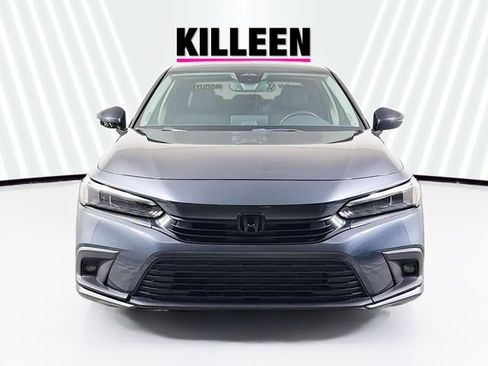 Used 2024 Honda Civic Touring image 2
