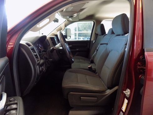 Used 2019 RAM 1500 Tradesman image 33