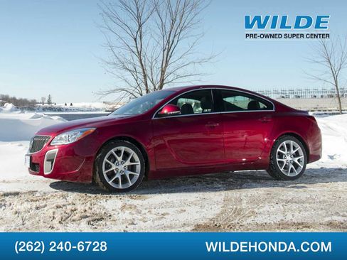 Used 2017 Buick Regal GS w/ Driver Confidence Package #2 image 1