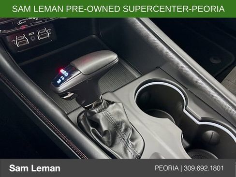 Used 2024 Dodge Durango GT image 16