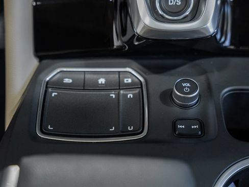 Used 2023 Acura MDX SH-AWD image 23
