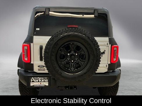 Used 2023 Ford Bronco Wildtrak image 6