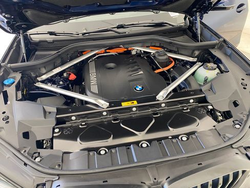 New 2026 BMW X5 xDrive50e w/ M Sport Package AWD/4WD image 33