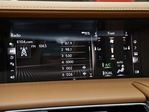 Used 2021 Lexus LC 500 Convertible w/ Touring Package RWD image 48