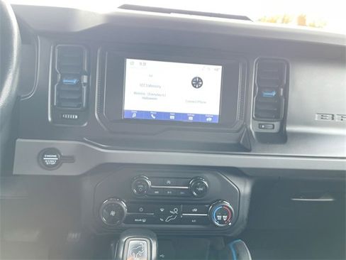 Used 2023 Ford Bronco Black Diamond image 13