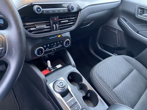 Used 2025 Ford Escape Active image 38