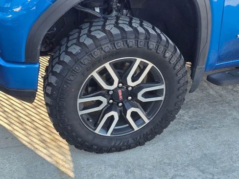 Used 2022 GMC Sierra 1500 AT4 w/ AT4 Preferred Package image 25