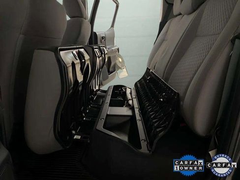 Used 2022 Toyota Tacoma SR image 79