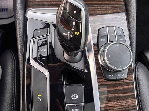 Used 2019 BMW 530i xDrive AWD/4WD image 33