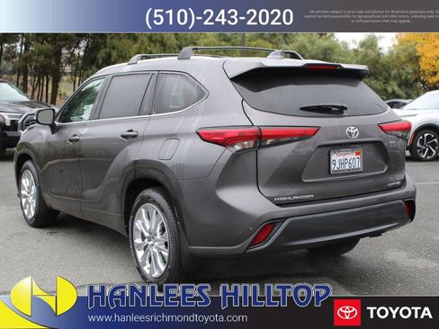 Used 2023 Toyota Highlander Limited image 9