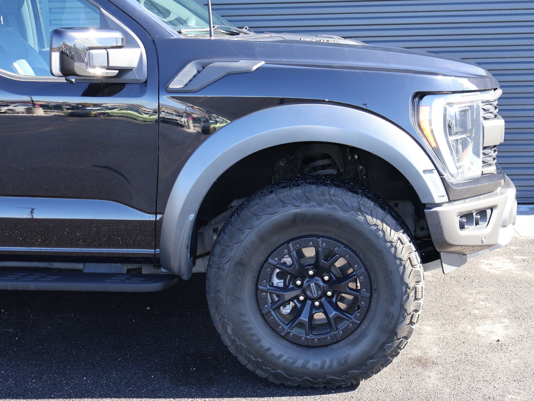Used 2023 Ford F150 Raptor w/ Raptor 37 Performance Package AWD/4WD image 11