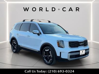 Used 2024 Kia Telluride S w/ S Sunroof Package