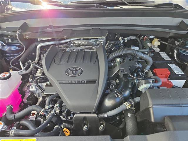 New 2026 Toyota Grand Highlander FWD image 17