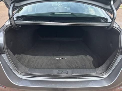 Used 2025 Nissan Sentra S image 23