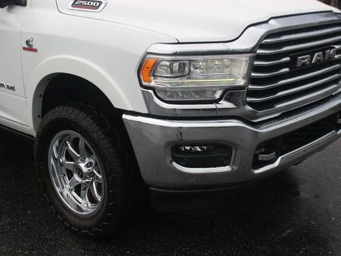 Used 2022 RAM 2500 Limited AWD/4WD image 9