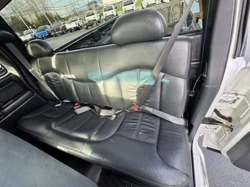 Used 2001 Chevrolet Silverado 3500 LT image 14