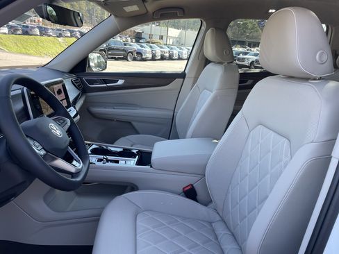 New 2026 Volkswagen Atlas SEL Premium R-Line image 15