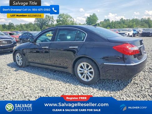 Used 2012 Hyundai Genesis 3.8 RWD image 3