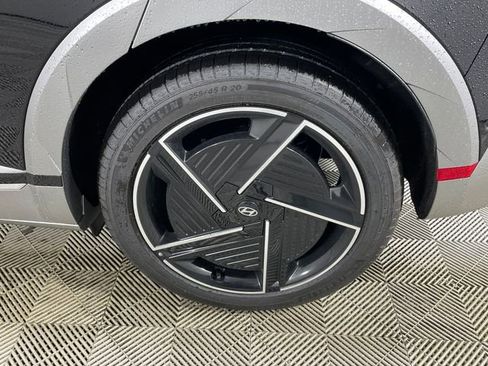 New 2026 Hyundai Ioniq 5 Limited image 16