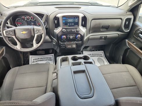 Used 2022 Chevrolet Silverado 3500 LT w/ Convenience Package AWD/4WD image 36