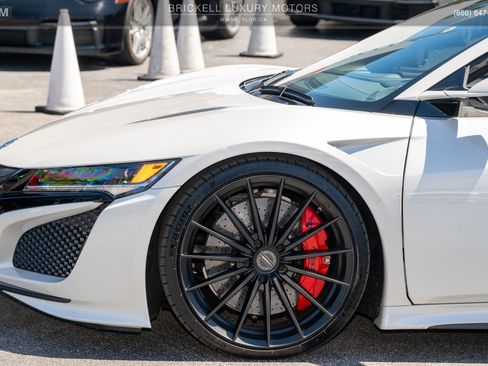 Used 2017 Acura NSX image 38