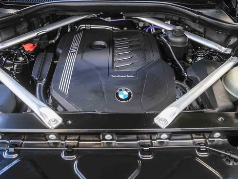 Used 2023 BMW X5 sDrive40i w/ Parking Assistance Package image 24