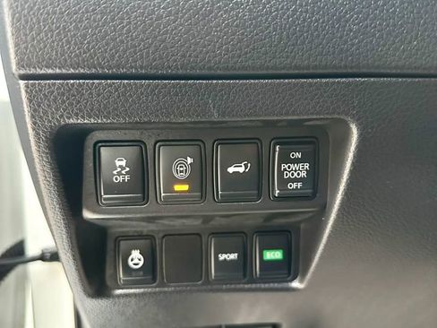 Used 2017 Nissan Rogue SL w/ SL Premium Package FWD image 37