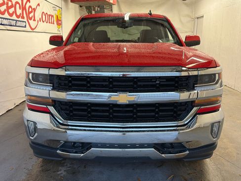 Used 2018 Chevrolet Silverado 1500 LT w/ All Star Edition image 3