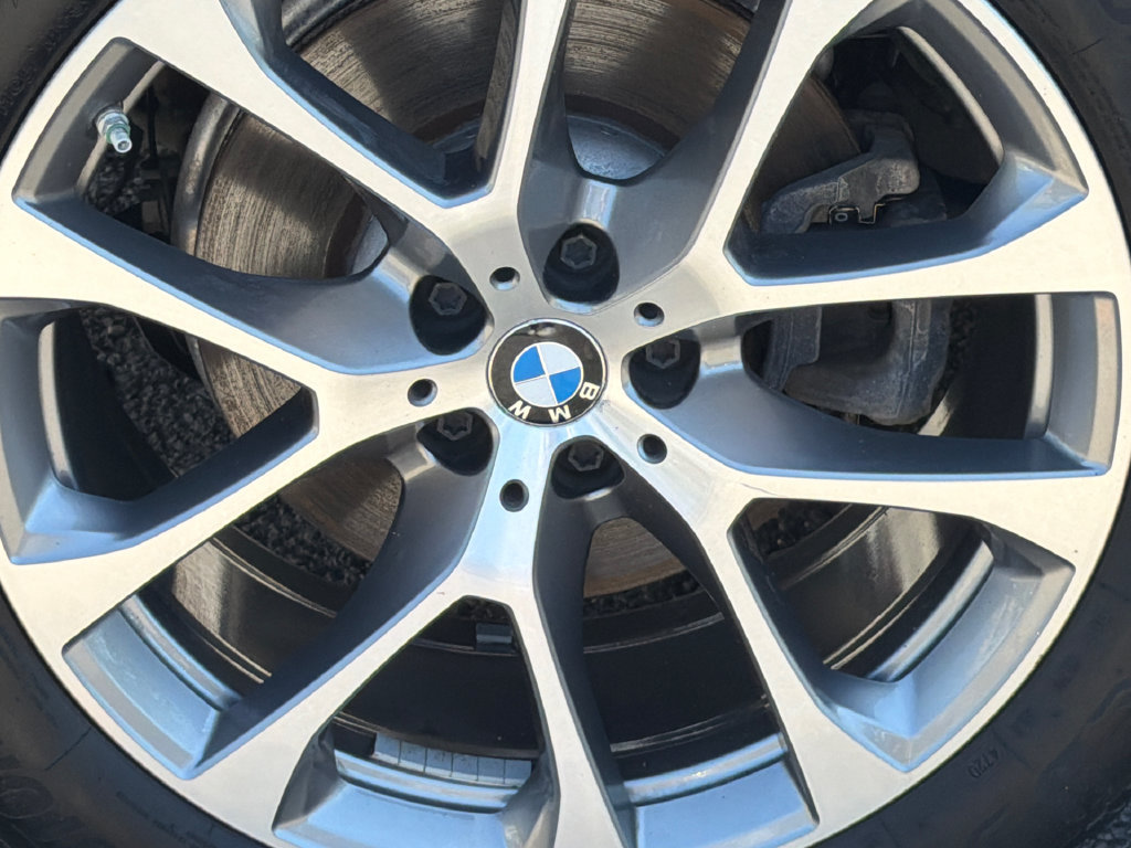 Used 2019 BMW X5 xDrive40i w/ Convenience Package AWD/4WD image 6