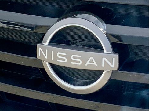 Used 2024 Nissan Pathfinder SV AWD/4WD image 18