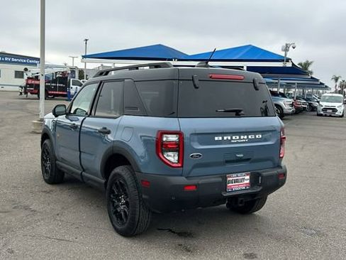 Used 2025 Ford Bronco Sport Badlands image 5