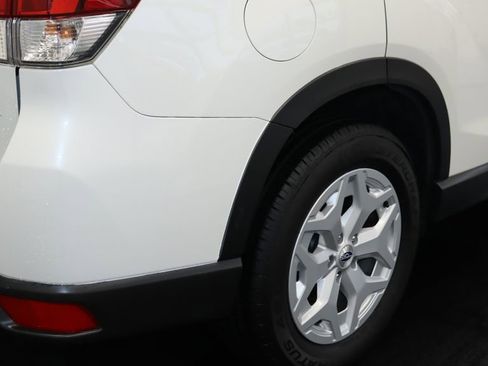 Used 2021 Subaru Forester AWD/4WD image 15