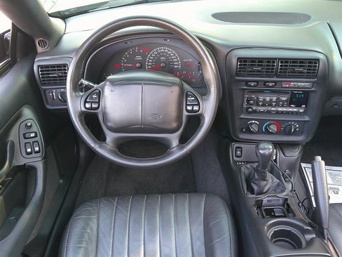 Used 2002 Chevrolet Camaro Z28 w/ SS Performance/Appearance Pkg image 24