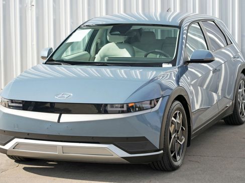 Used 2022 Hyundai Ioniq 5 SEL image 45