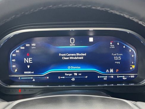 Used 2023 Chevrolet Suburban LT image 31