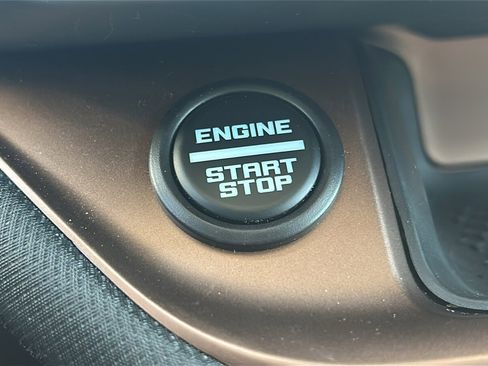Used 2024 Ford Bronco Sport Outer Banks w/ Tech Package AWD/4WD image 23